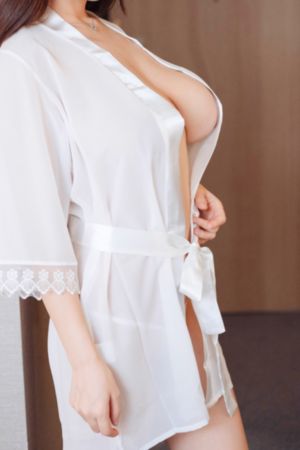 另类小说综合网_720免费播放