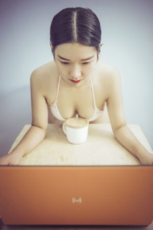 久久精品aa_1080免费观看电视剧