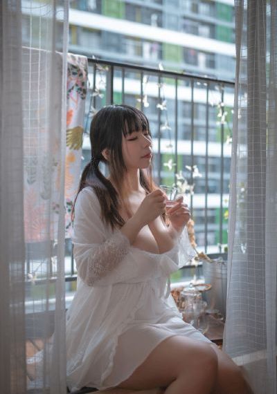 欧美丰满大乳毛片图片_剧情片在线观看视频